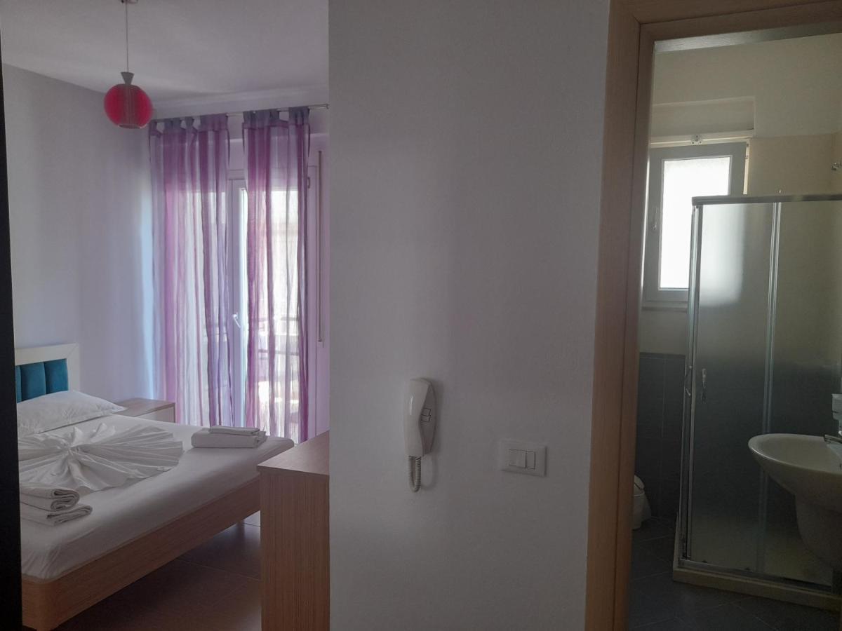 Hotel The Blue Horizon Radhimë Esterno foto