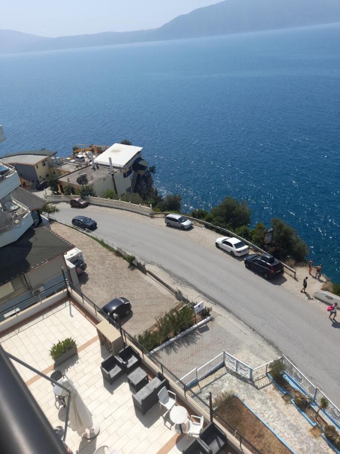 Hotel The Blue Horizon Radhimë Esterno foto