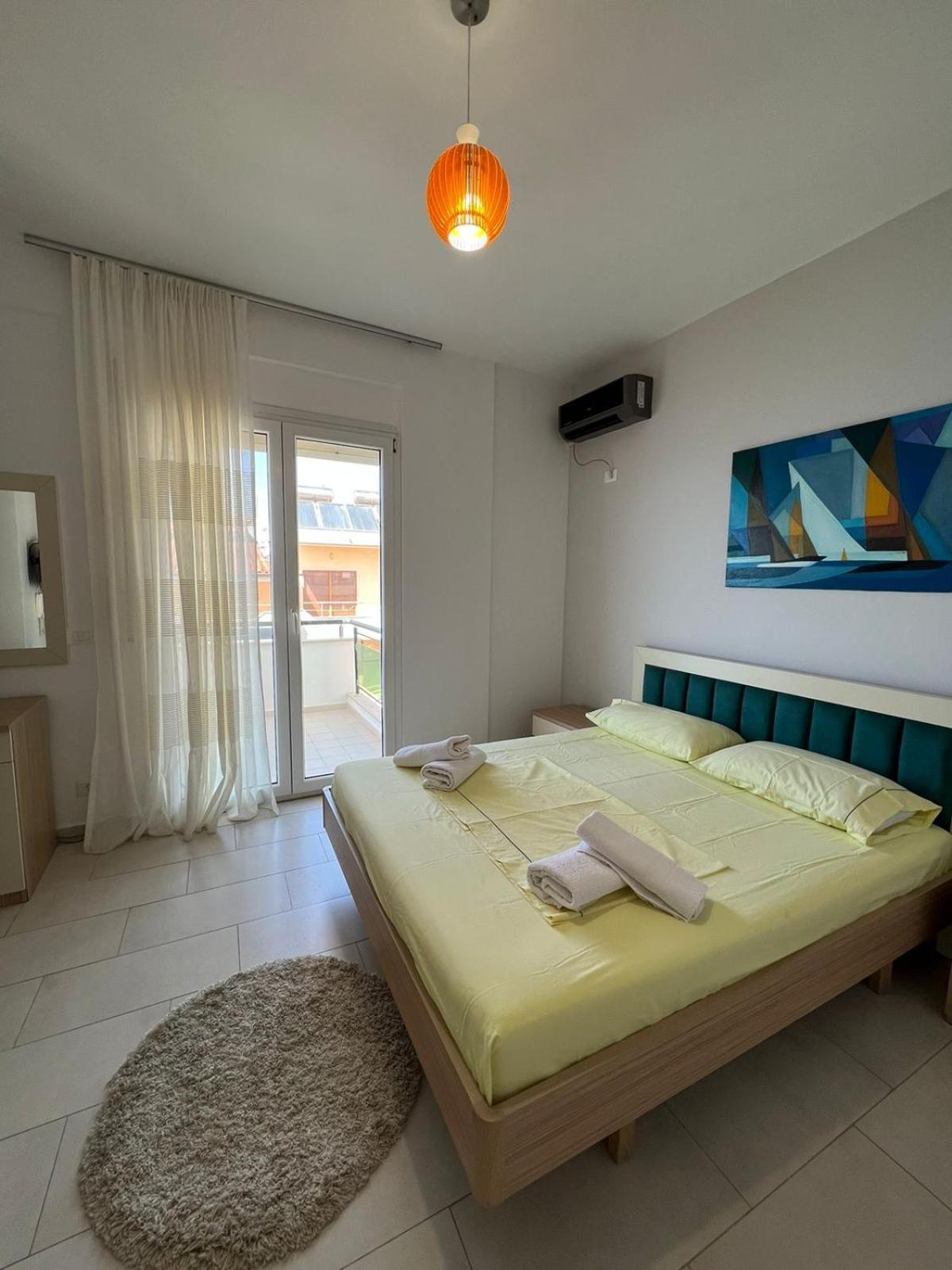 Hotel The Blue Horizon Radhimë Esterno foto