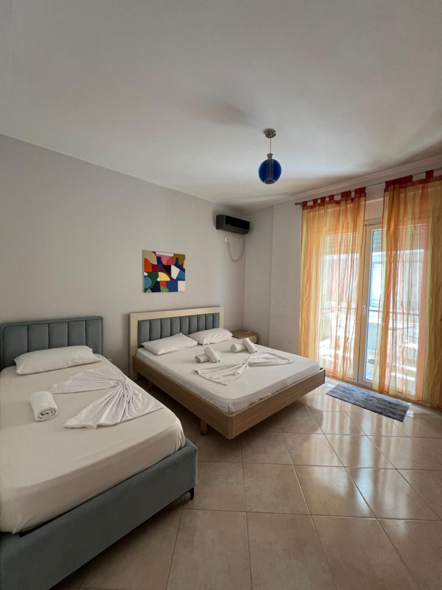 Hotel The Blue Horizon Radhimë Esterno foto